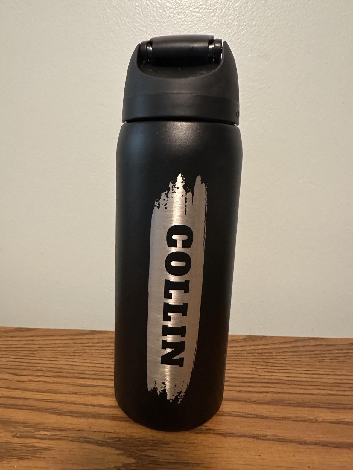 32oz Owala FreeSip water bottle